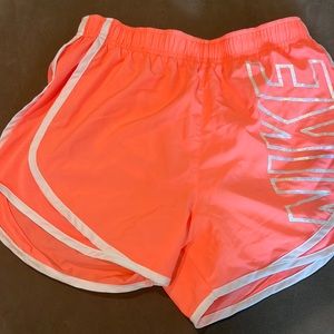 Girls Nike shorts extra small drawstring